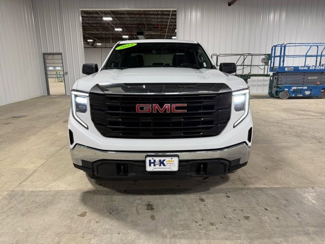 Used 2023 GMC Sierra 1500 Pro w/ Pro Value Package image 3