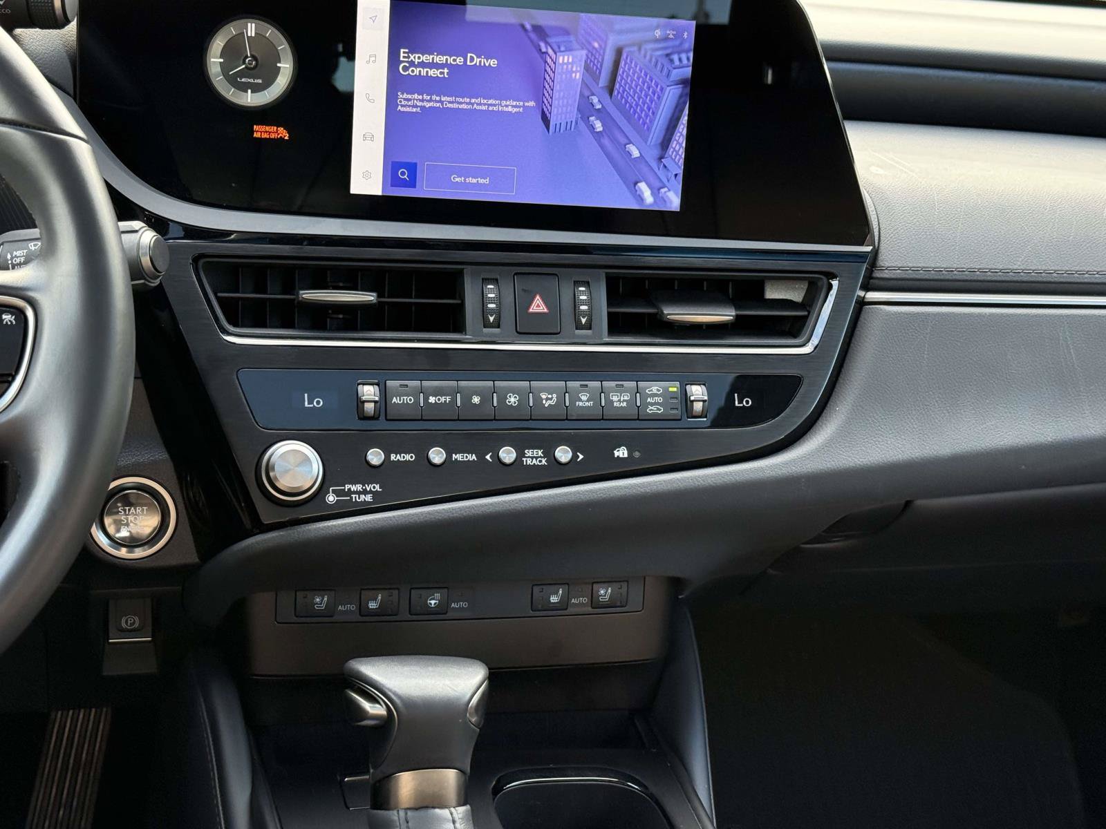 Used 2025 Lexus ES 350 w/ Premium Package FWD image 18