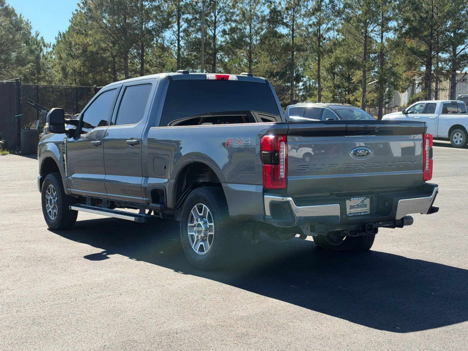 Used 2025 Ford F250 Lariat w/ FX4 Off-Road Package AWD/4WD image 7