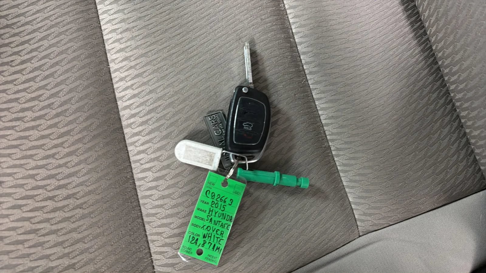 Used 2015 Hyundai Santa Fe GLS FWD image 28
