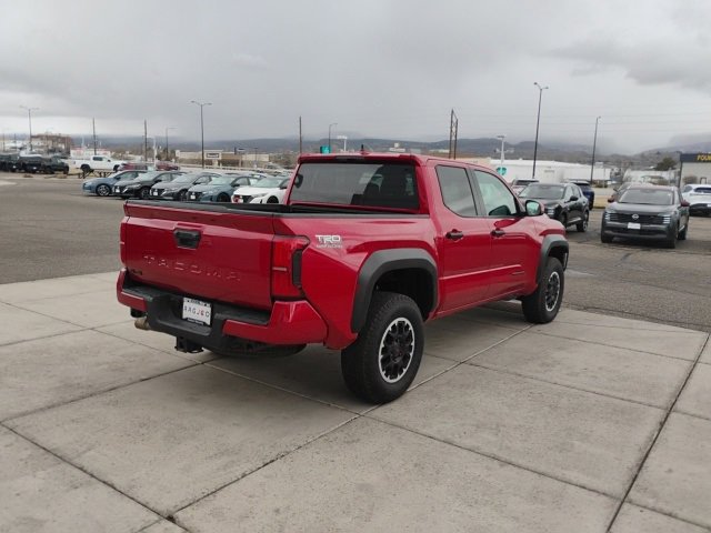 Used 2024 Toyota Tacoma TRD Off-Road image 5