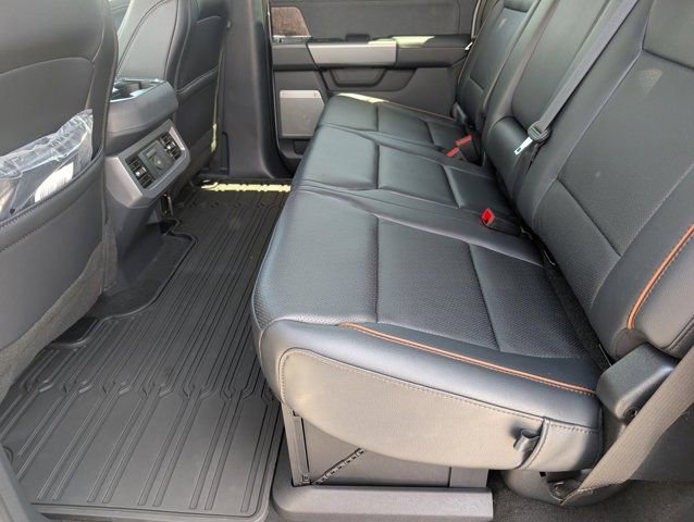New 2026 Ford F250 4x4 Crew Cab Super Duty image 32