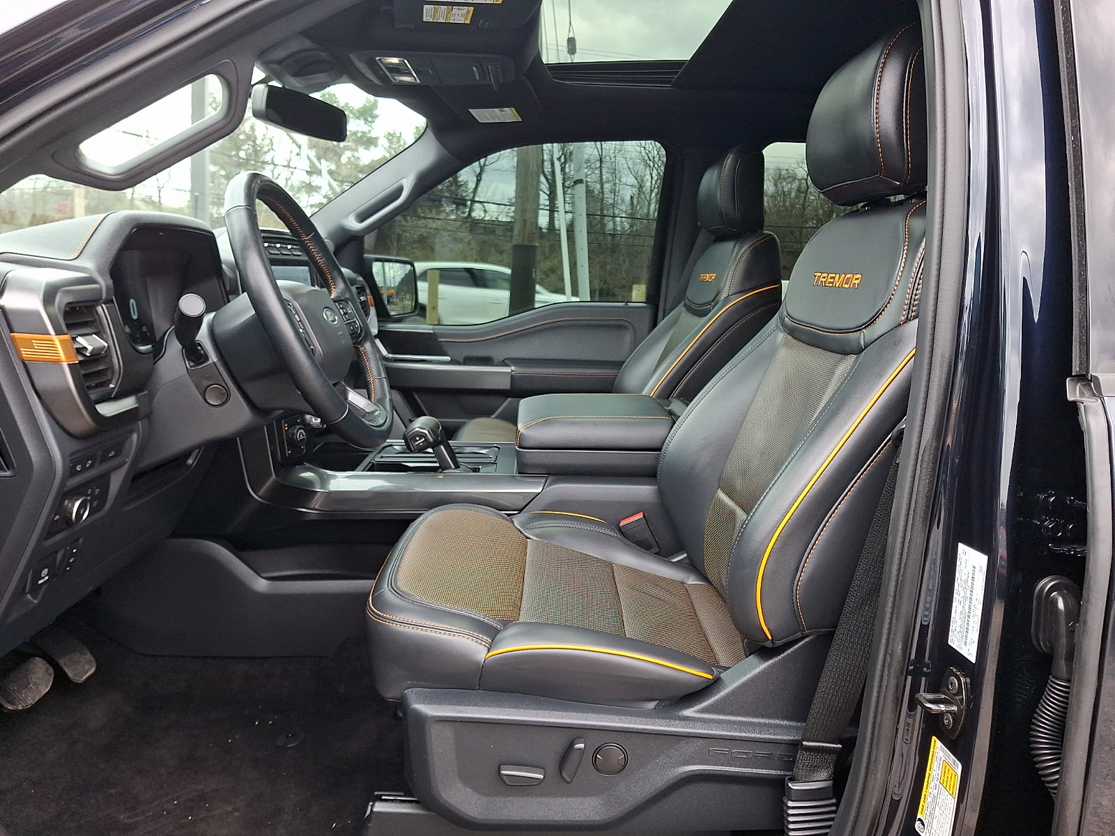 Certified 2022 Ford F150 Tremor w/ Equipment Group 402A High image 14