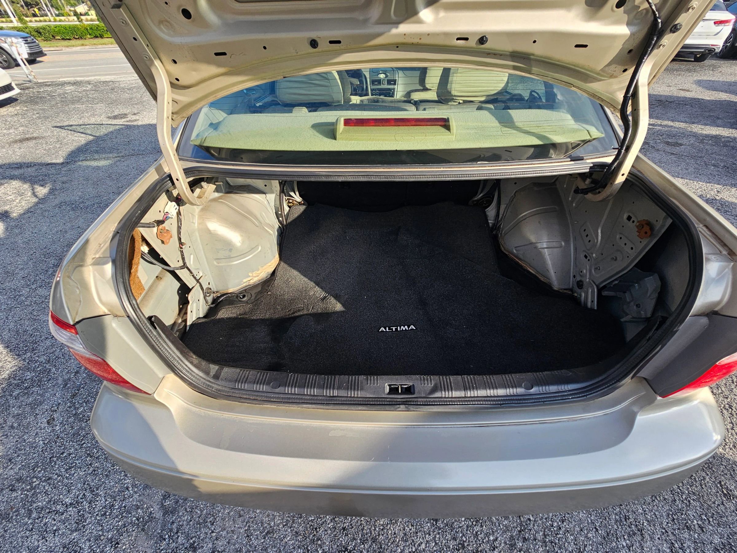 Used 2000 INFINITI I30 FWD image 15