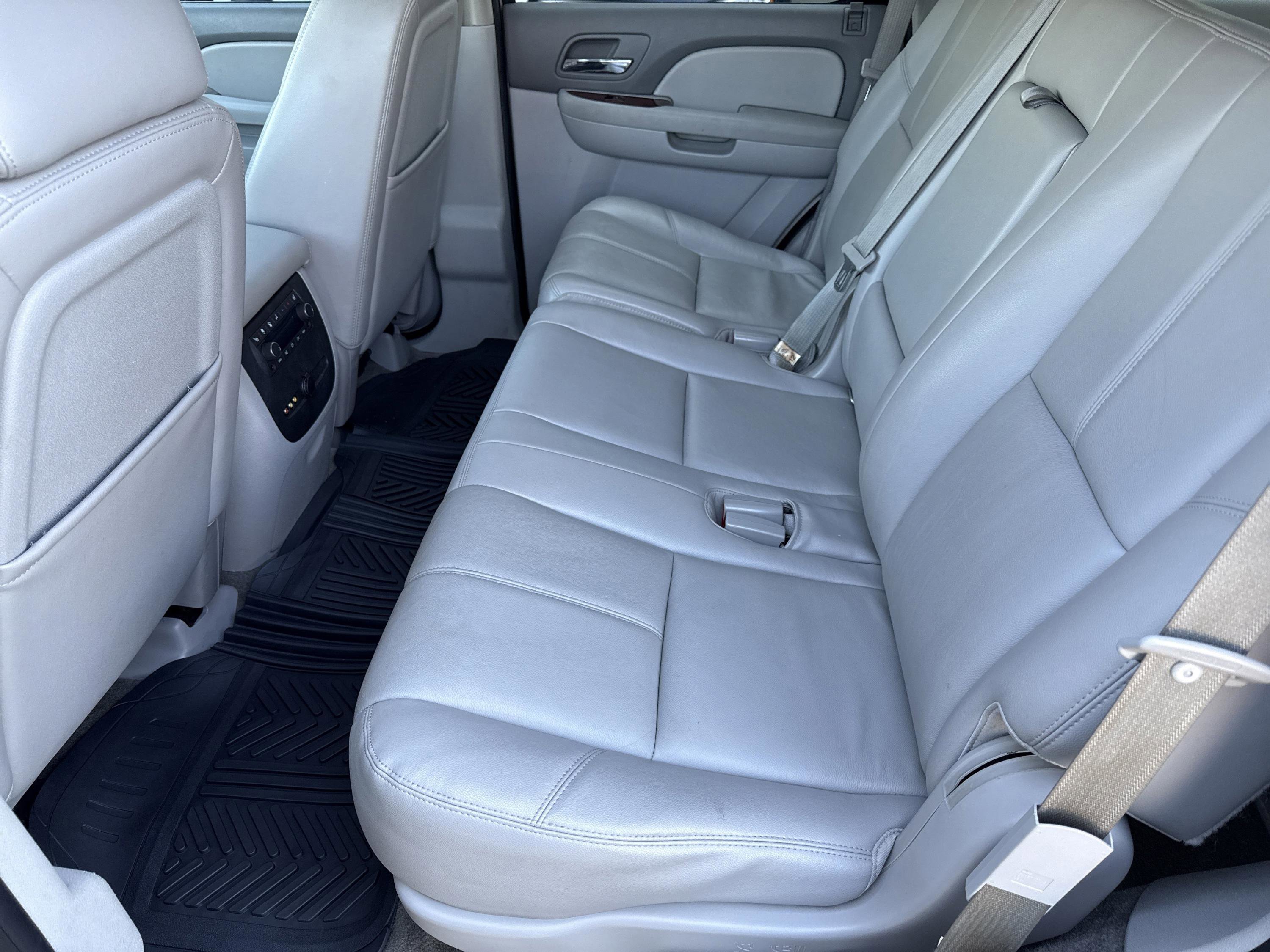 Used 2013 Chevrolet Tahoe LT w/ Luxury Package image 25