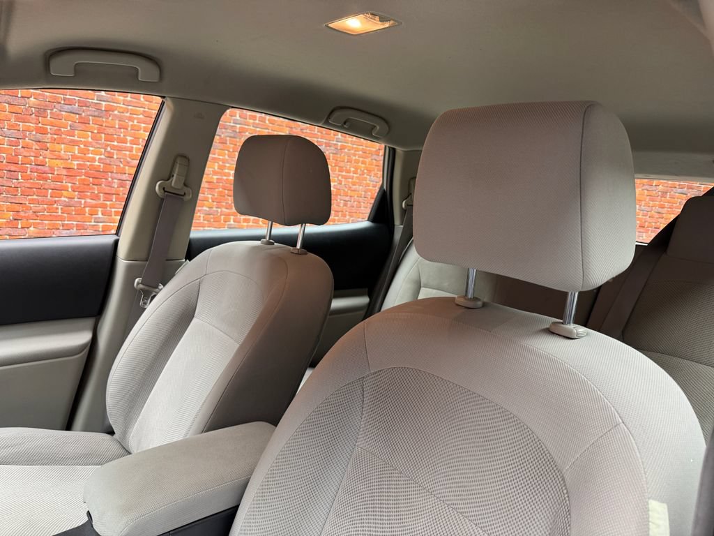 Used 2014 Nissan Rogue S w/ Convenience Package AWD/4WD image 13