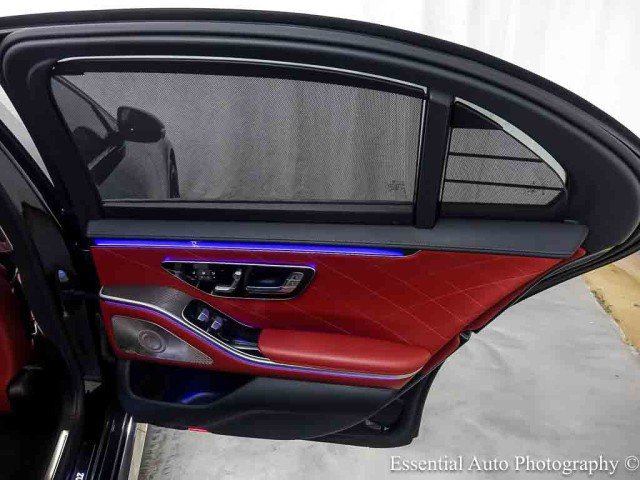 Used 2023 Mercedes-Benz S 580e 4MATIC Sedan image 30