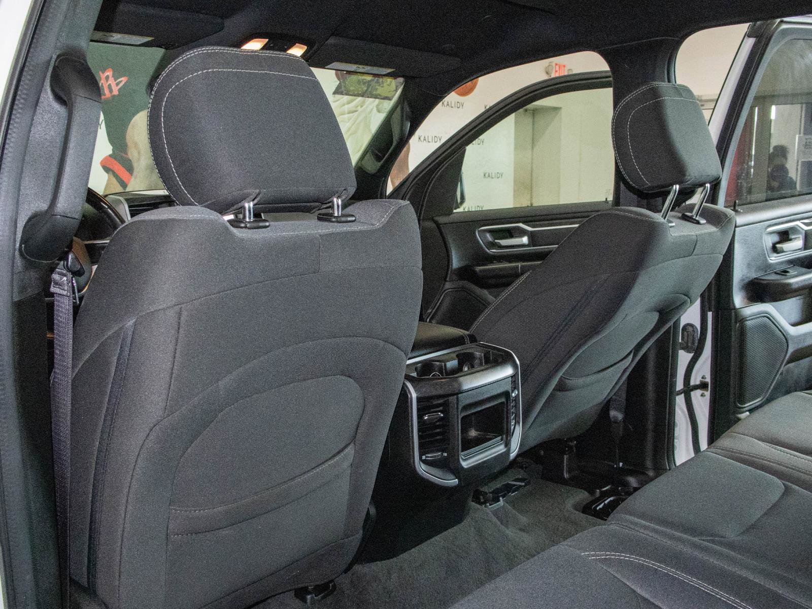 Used 2023 RAM 1500 Big Horn AWD/4WD image 9