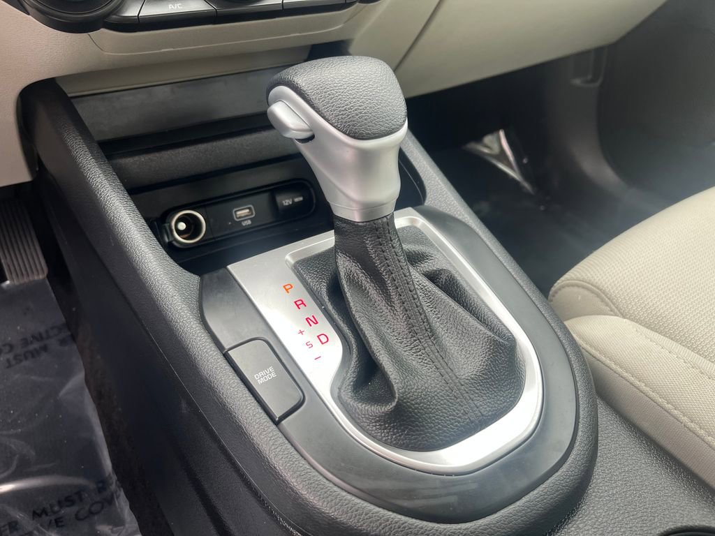 Used 2022 Kia Forte LXS FWD image 34