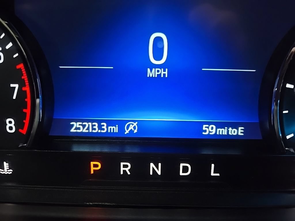 Used 2024 Ford Explorer XLT w/ Equipment Group 202A AWD/4WD image 28