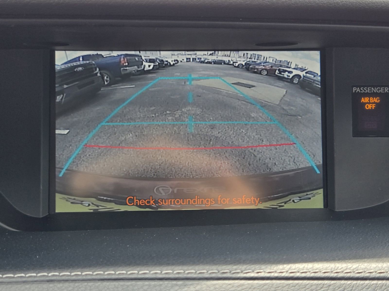 Used 2014 Lexus ES 300h w/ Luxury Package w/Bamboo Trim FWD image 16