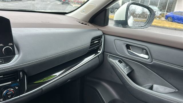 Certified 2023 Nissan Rogue SL w/ SL Premium Package image 20