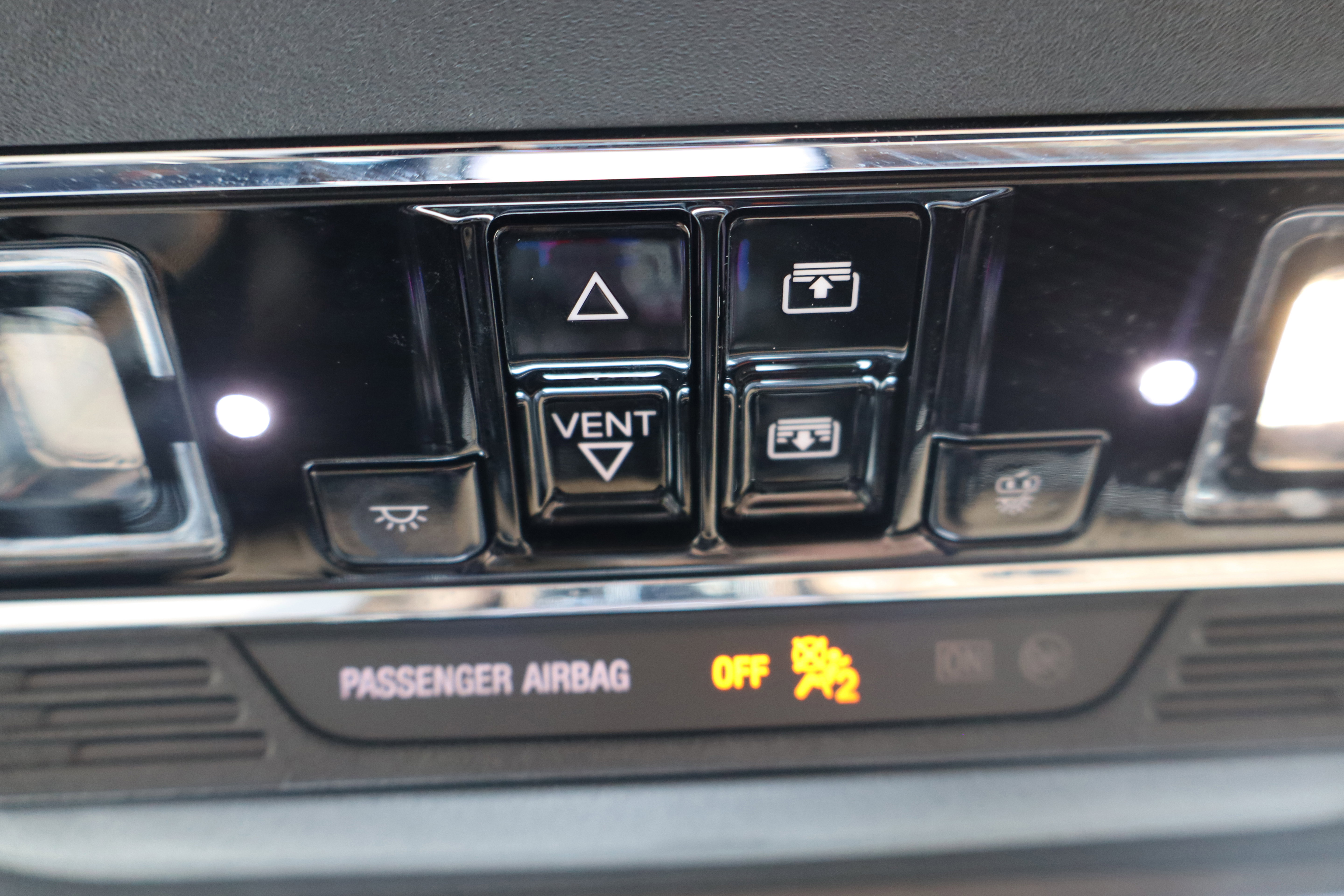 Used 2021 Lincoln Corsair Reserve w/ Equipment Group 201A image 29