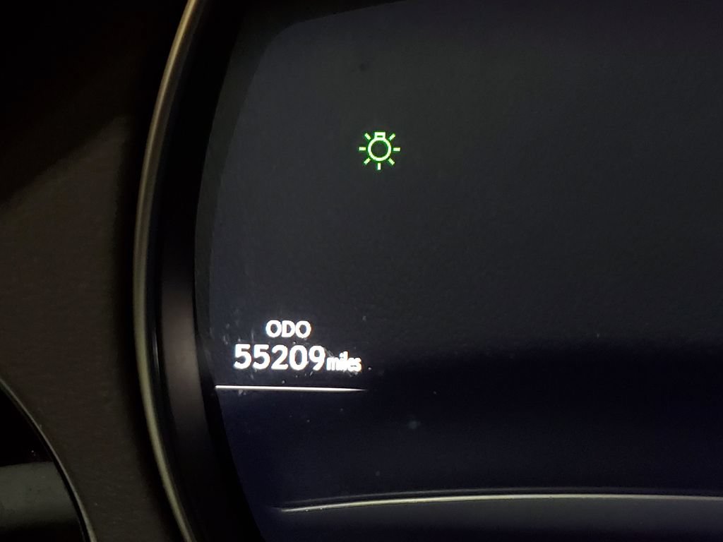 Used 2020 Lexus LS 500 w/ Accessory Package (Z2) RWD image 38