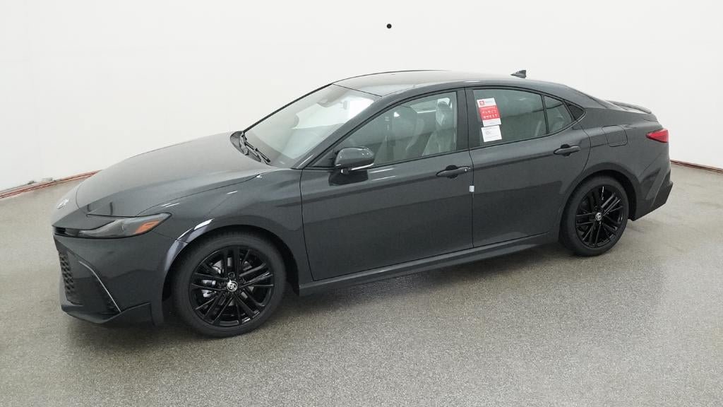 New 2026 Toyota Camry SE FWD image 2