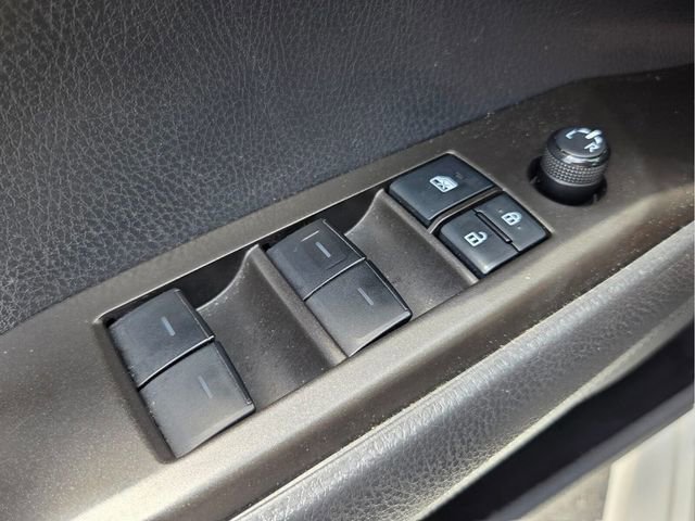 Used 2021 Toyota Camry LE FWD image 31