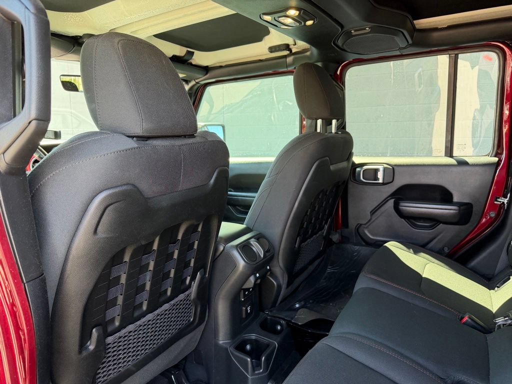 Used 2021 Jeep Gladiator Rubicon AWD/4WD image 22