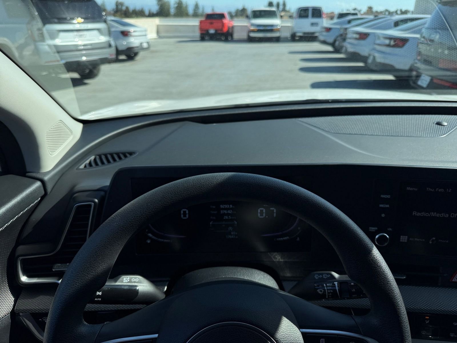 Used 2025 Kia Sportage LX image 33