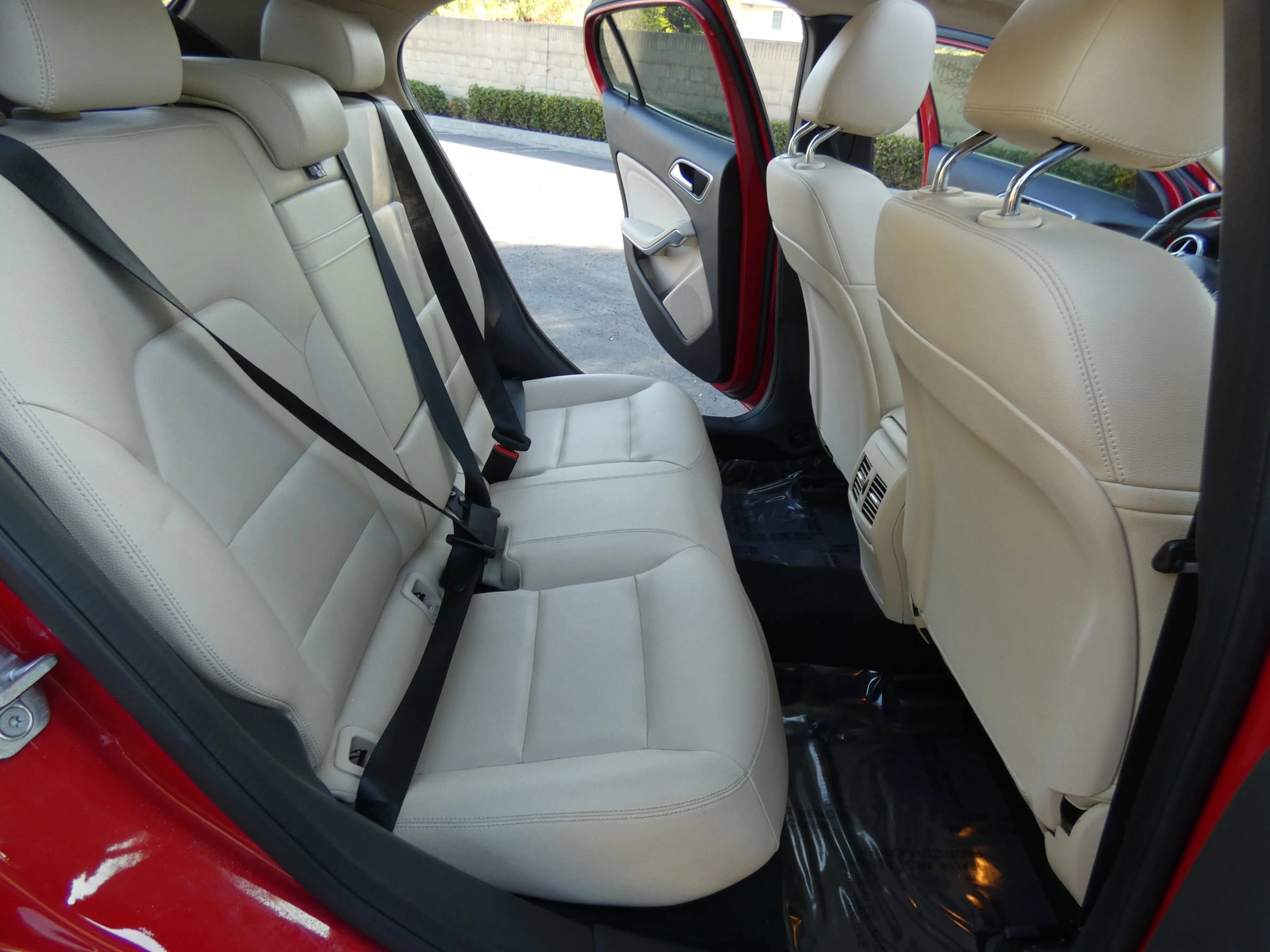 Used 2019 Mercedes-Benz GLA 250 image 37