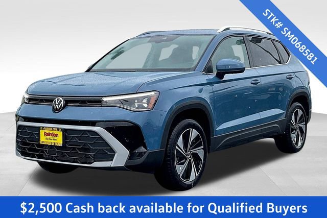 New 2025 Volkswagen Taos SE image 2