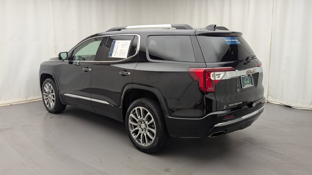 Certified 2023 GMC Acadia Denali w/ LPO, Floor Liner Package FWD image 9