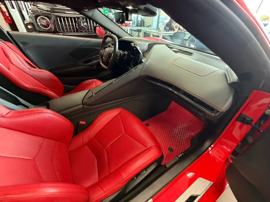 Used 2024 Chevrolet Corvette Stingray Coupe RWD image 53