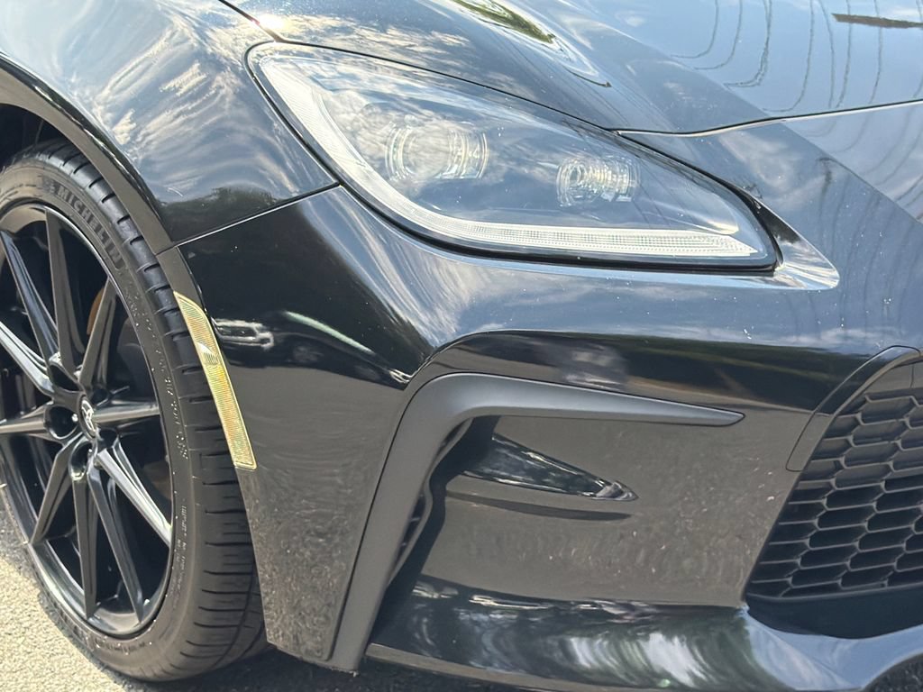 Used 2023 Toyota GR86 Premium w/ ALL Weather Mat Package (TMS) RWD image 9