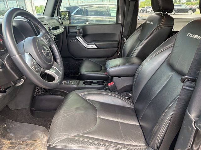 Used 2016 Jeep Wrangler Rubicon AWD/4WD image 4
