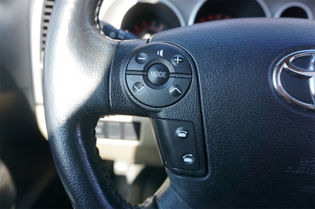 Used 2013 Toyota Sequoia SR5 image 7