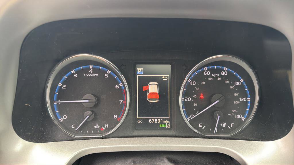 Used 2018 Toyota RAV4 Limited w/ All Weather Liner Package image 21