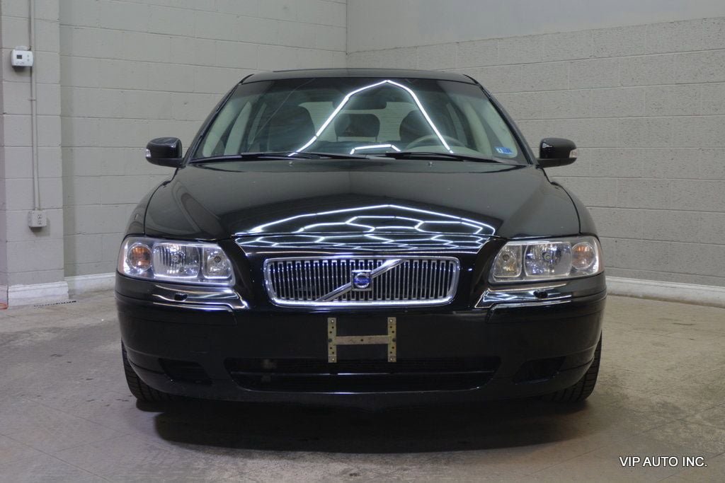 Used 2007 Volvo V70 2.4 FWD image 6