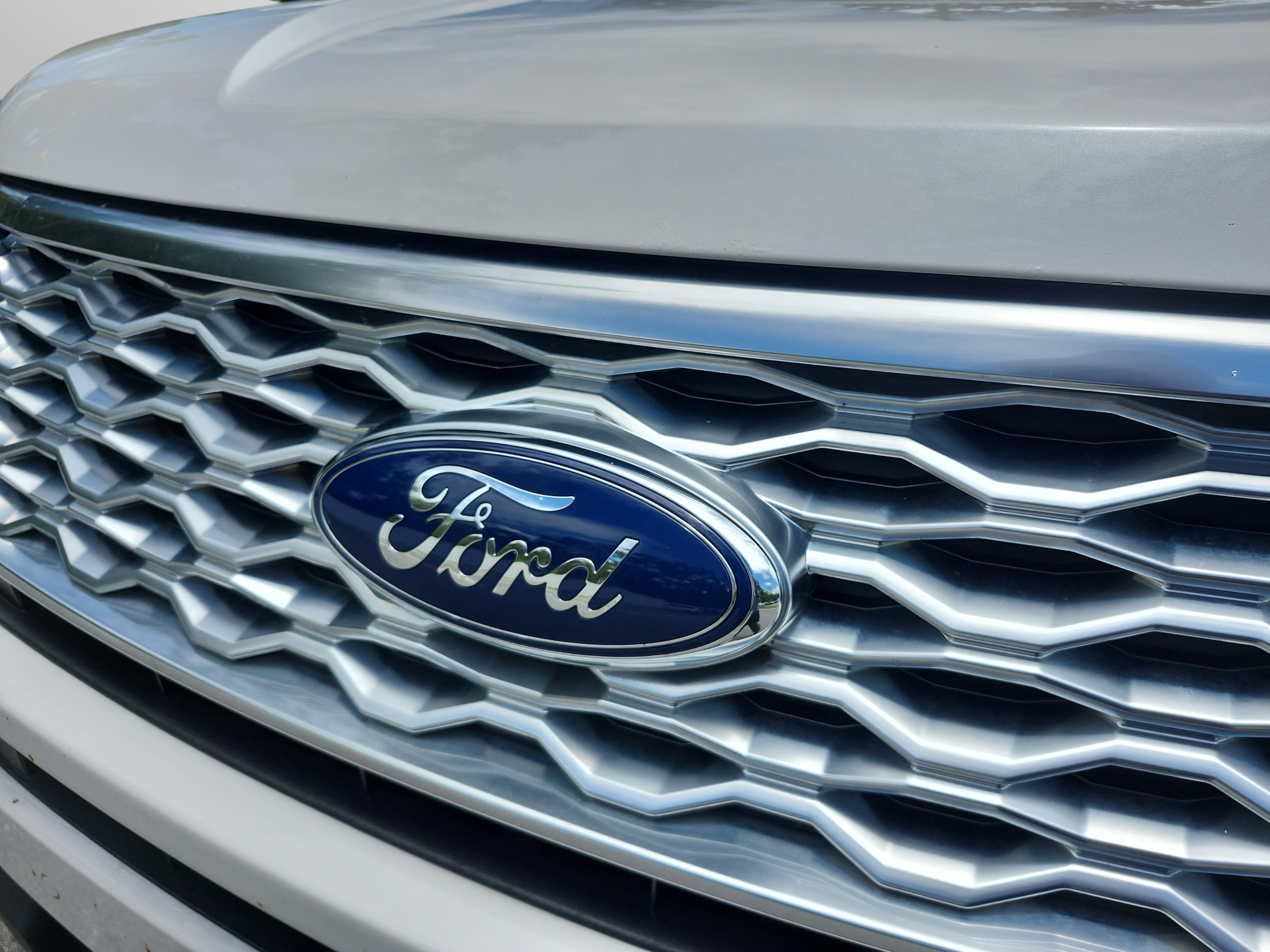 Used 2017 Ford Explorer Platinum AWD/4WD image 27