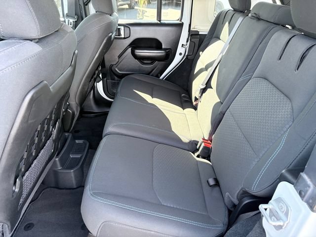 Used 2021 Jeep Wrangler Unlimited Rubicon 4xe w/ Safety Group AWD/4WD image 7