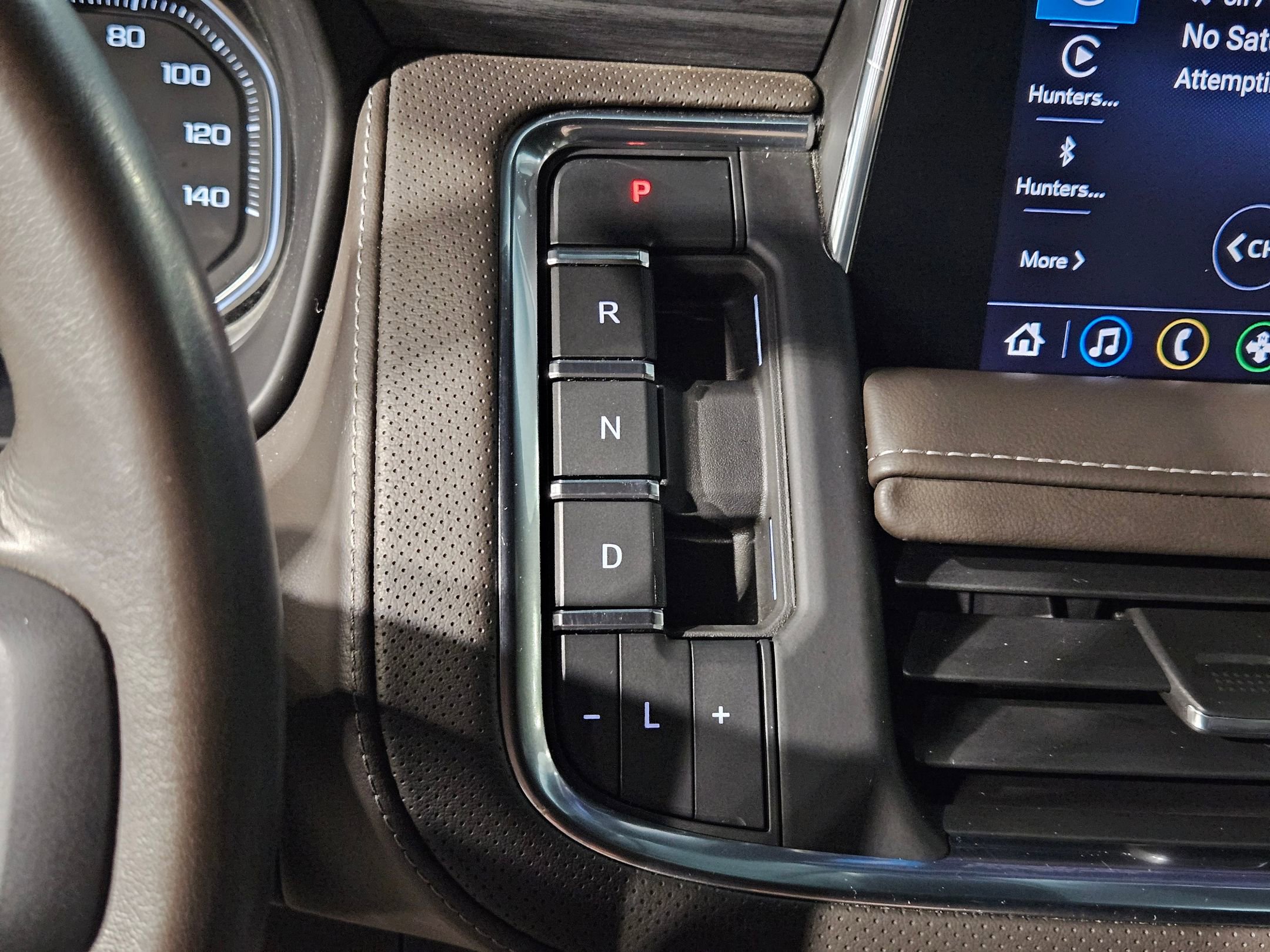 Used 2021 GMC Yukon SLT w/ SLT Luxury Package image 33