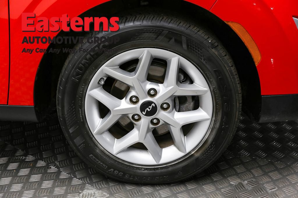 Used 2024 Kia Soul LX w/ Option Group 015 image 31