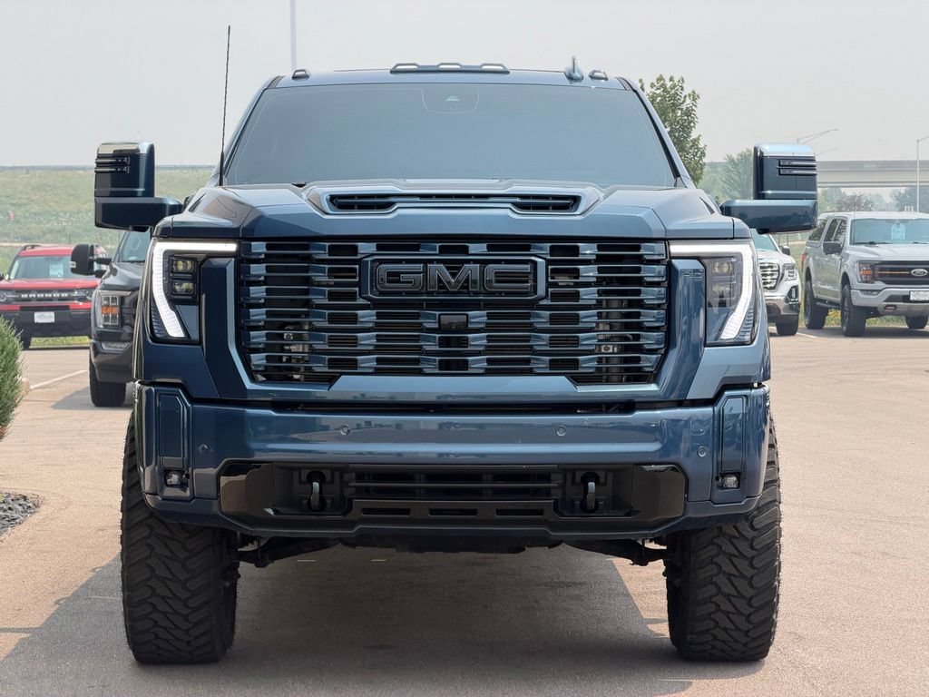 Used 2024 GMC Sierra 2500 Denali Ultimate AWD/4WD image 6