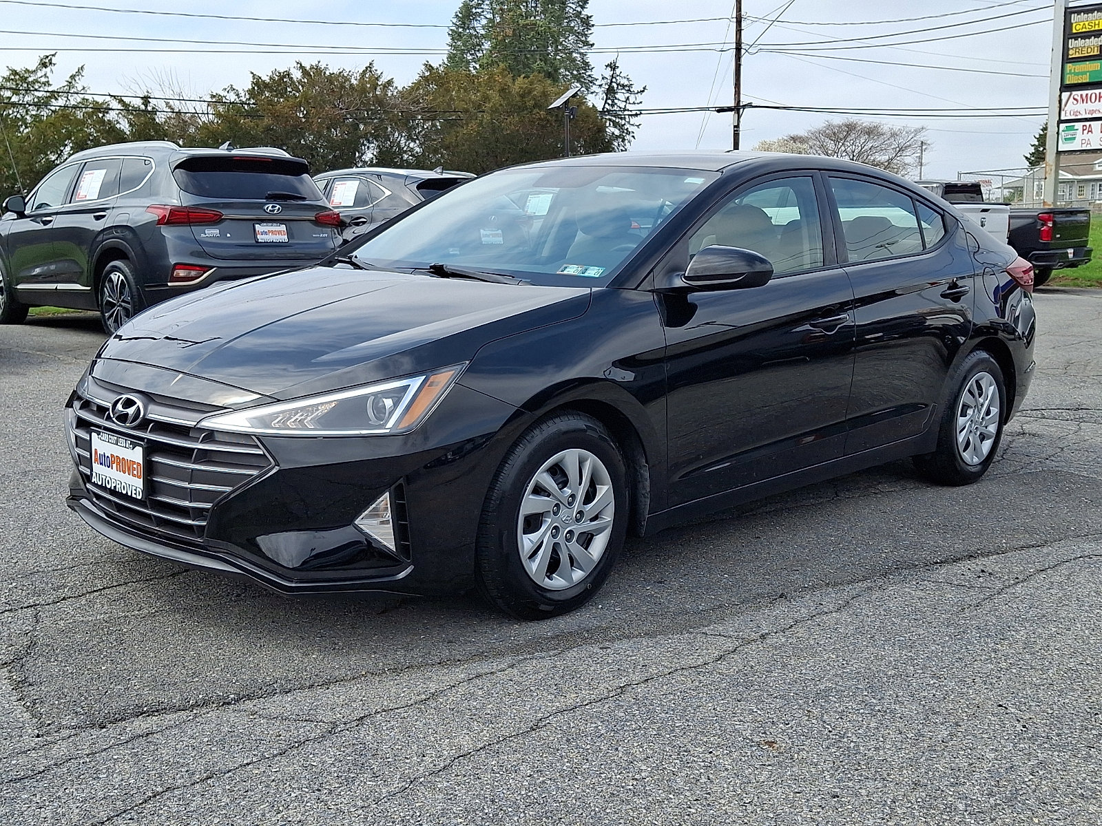 Used 2019 Hyundai Elantra SE image 3