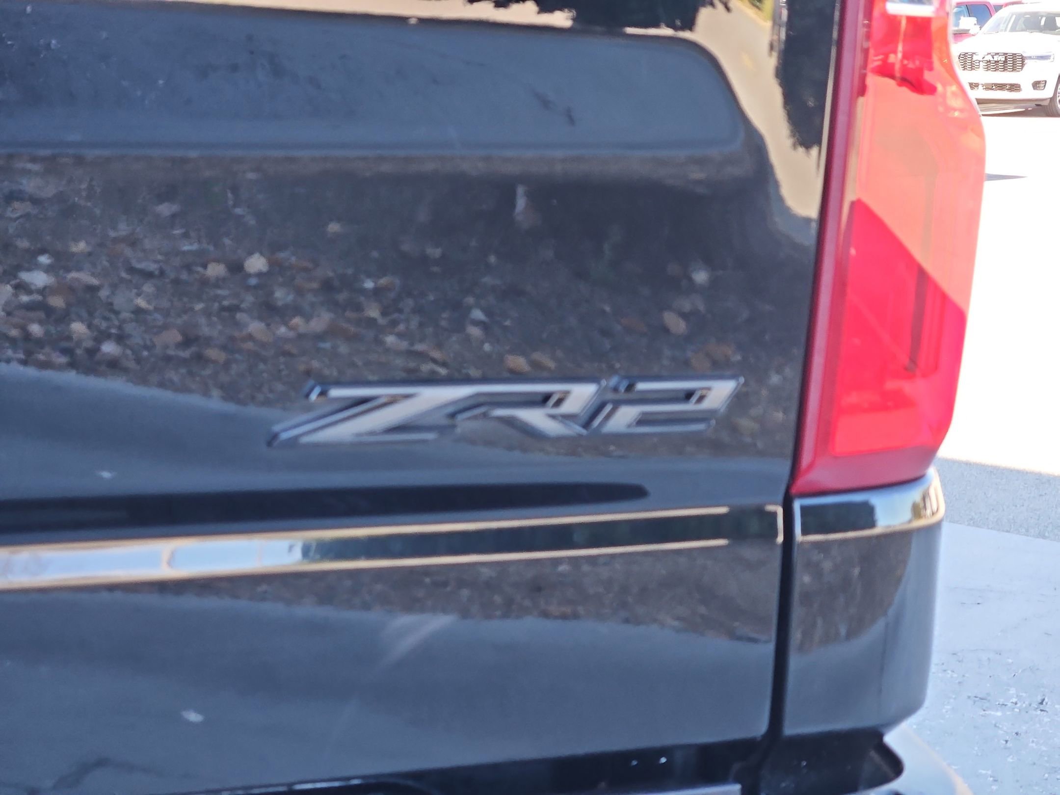 Used 2024 Chevrolet Silverado 1500 ZR2 w/ Technology Package image 38