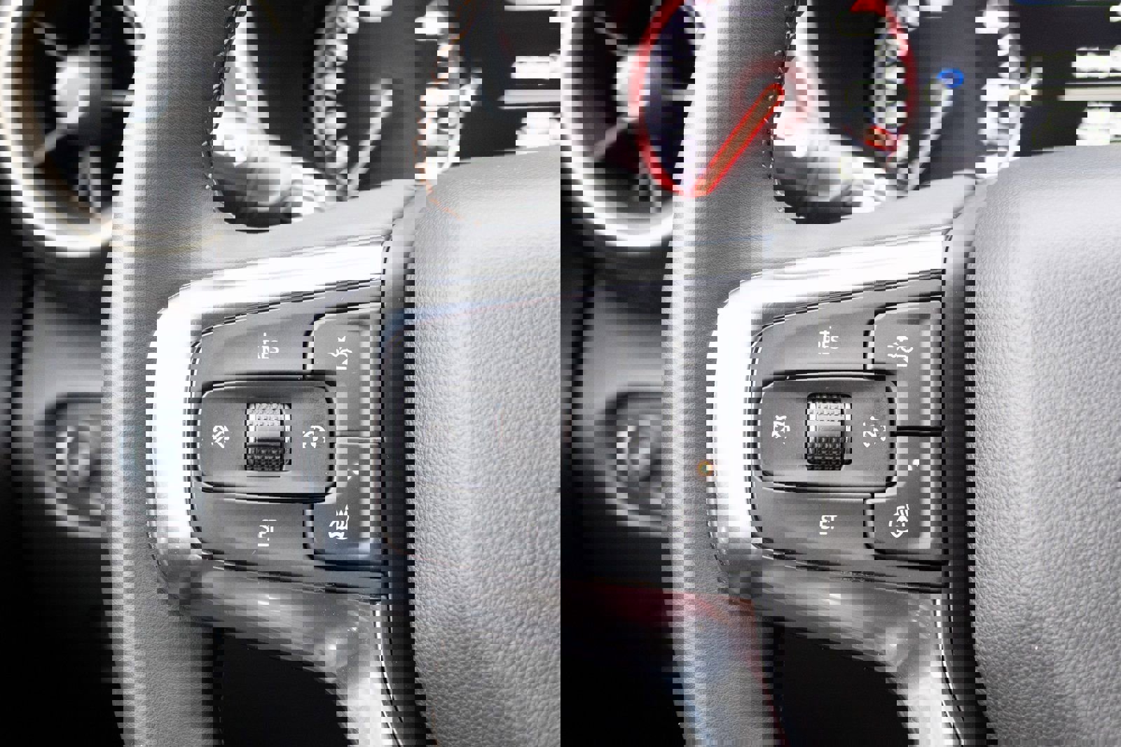 Used 2024 Chevrolet Blazer Premier image 7