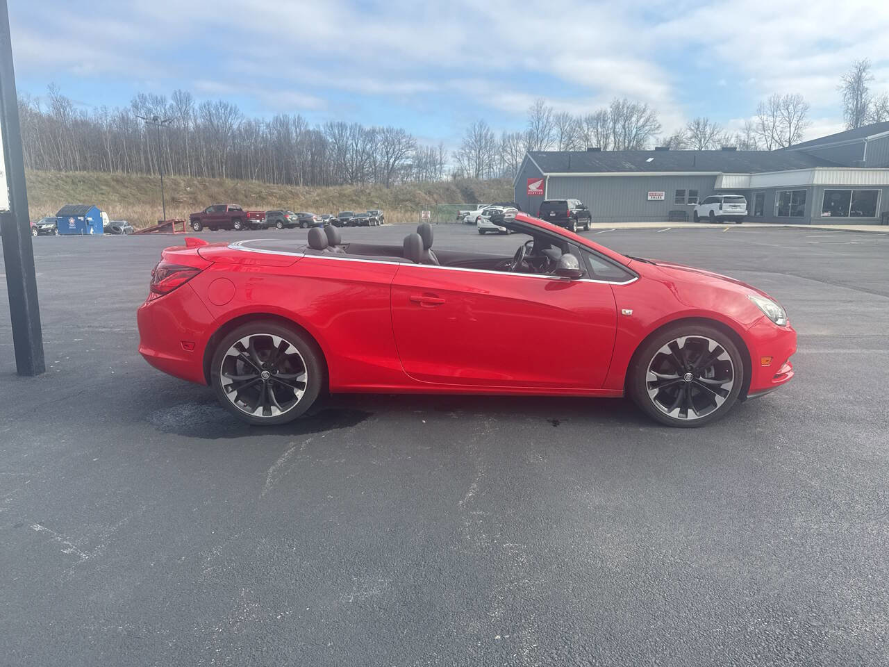 Used 2018 Buick Cascada Sport Touring w/ Dark Effects Package FWD image 21