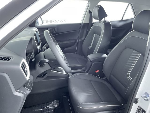 New 2026 Hyundai Venue SEL FWD image 18