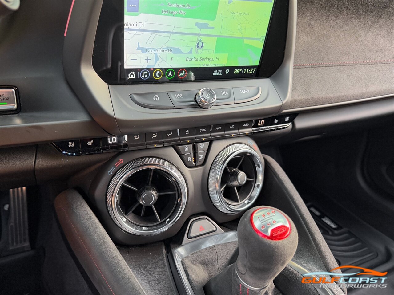 Used 2019 Chevrolet Camaro ZL1 RWD image 17