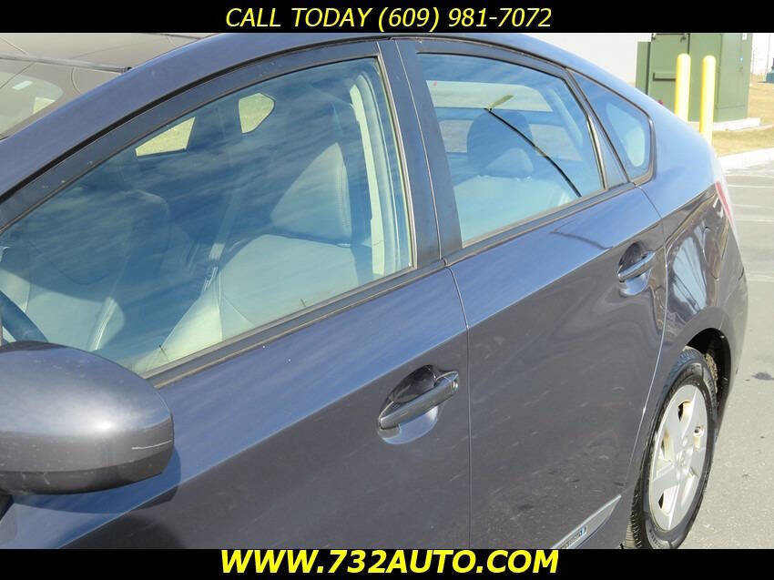 Used 2011 Toyota Prius Four w/ Solar Roof Pkg image 30