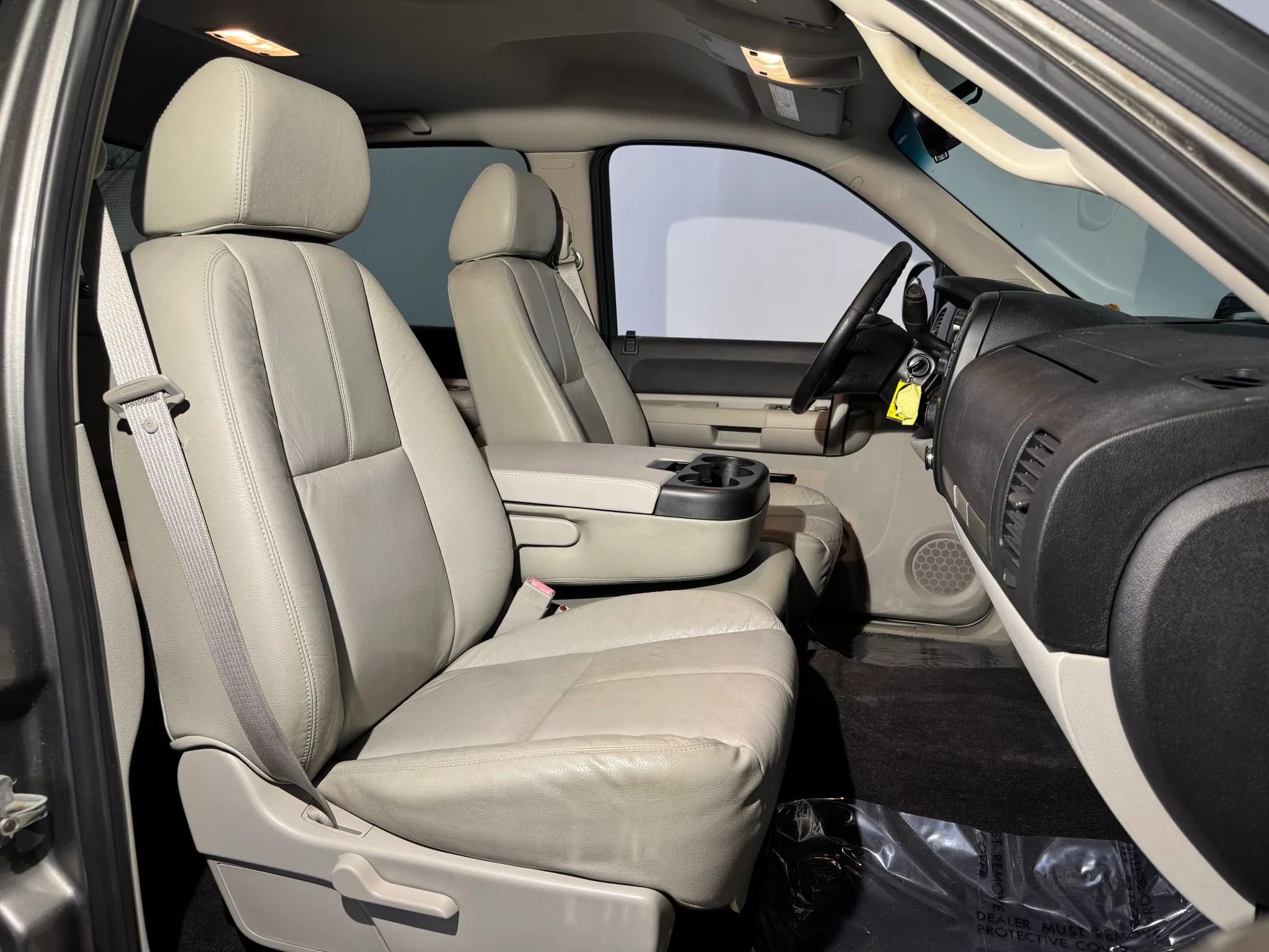 Used 2009 Chevrolet Silverado 1500 LT w/ Regional Value Package image 20