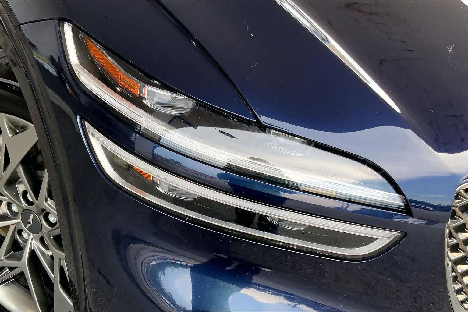 Used 2025 Genesis GV70 2.5T AWD/4WD image 28