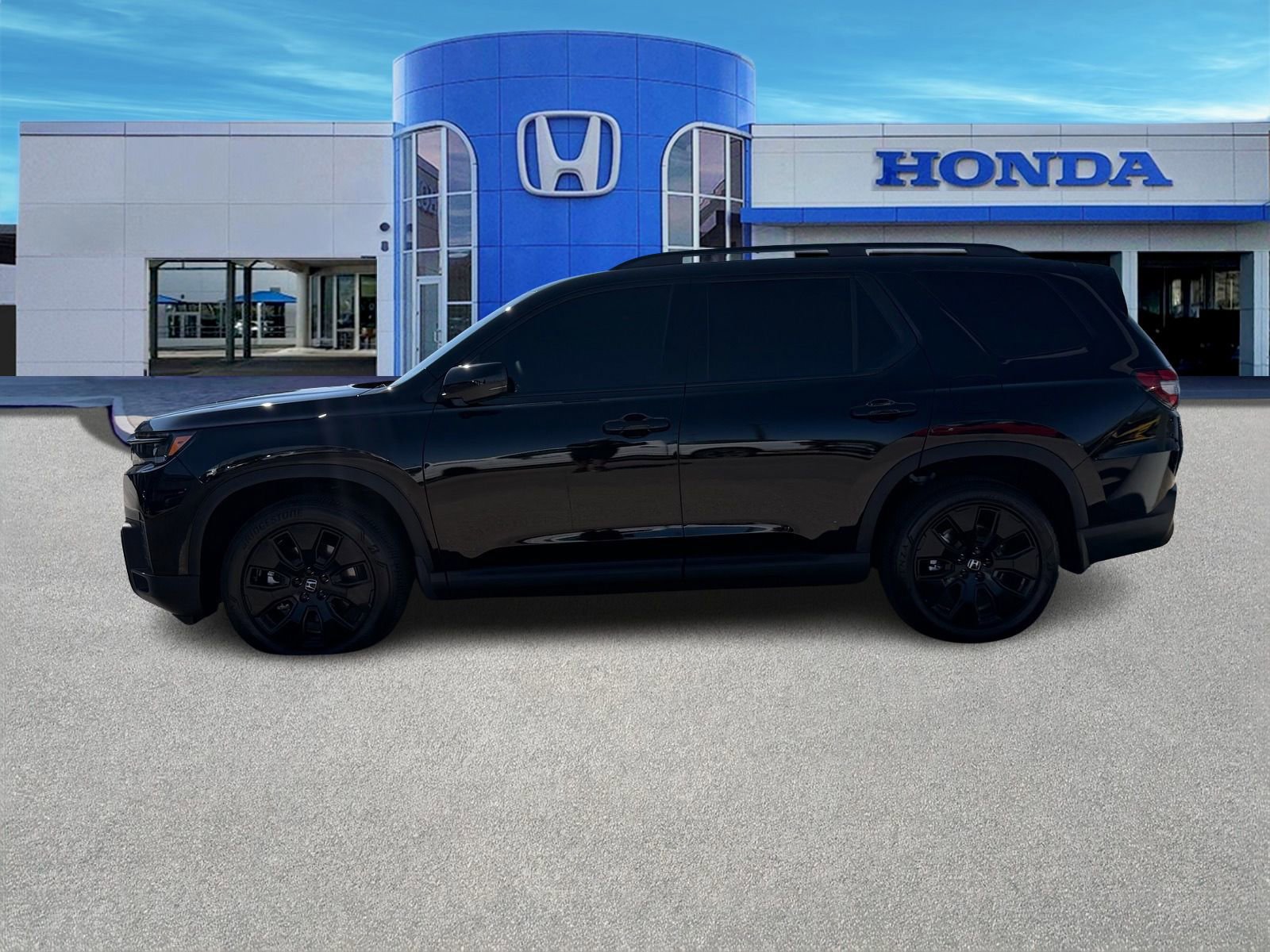 New 2026 Honda Pilot Black Edition image 3