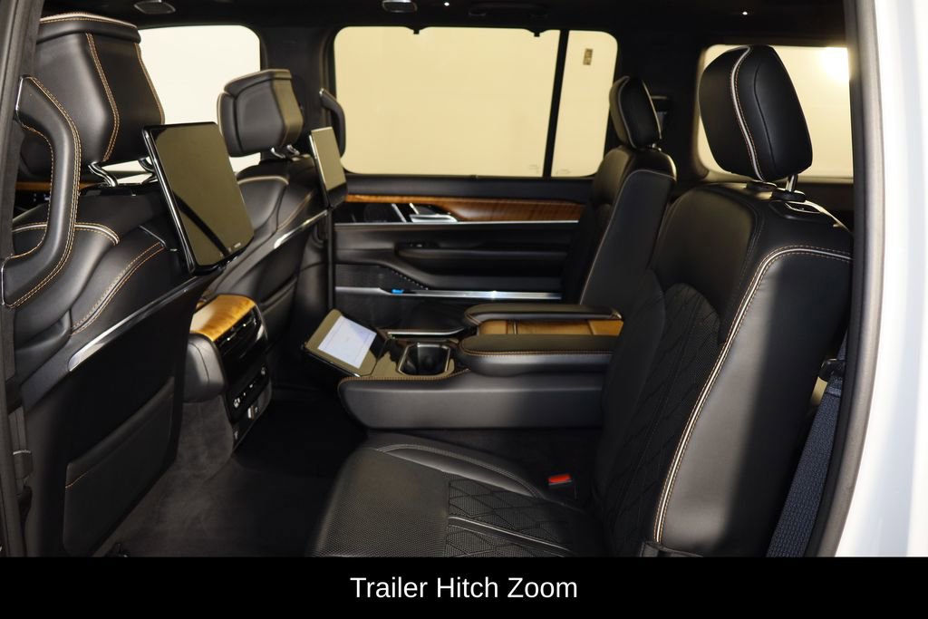 Used 2022 Jeep Grand Wagoneer Series III w/ Rear Seat Video Group 1 image 17