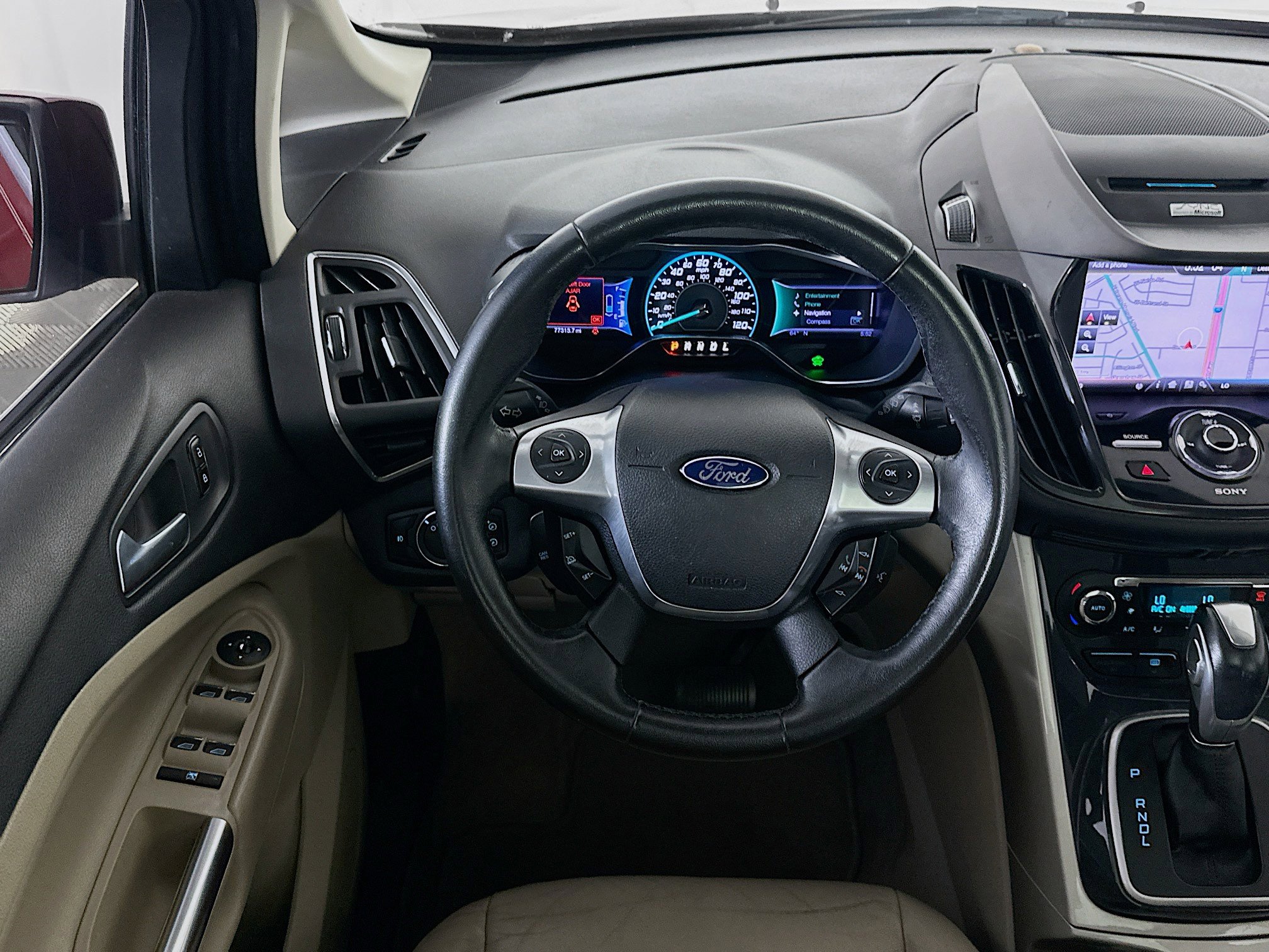 Used 2013 Ford C-MAX SEL image 17