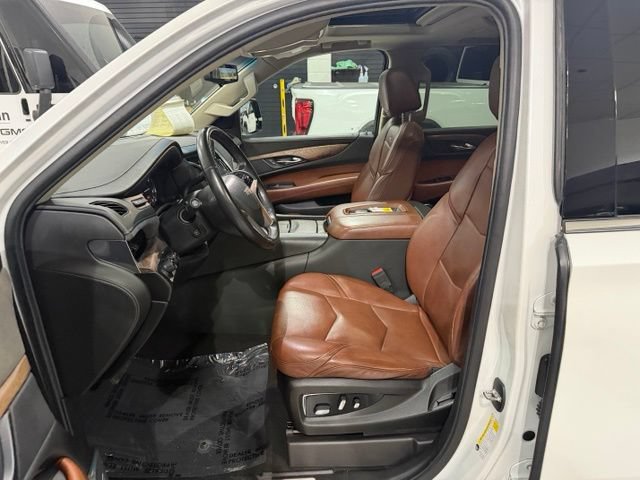 Used 2019 Cadillac Escalade ESV Premium Luxury AWD/4WD image 11