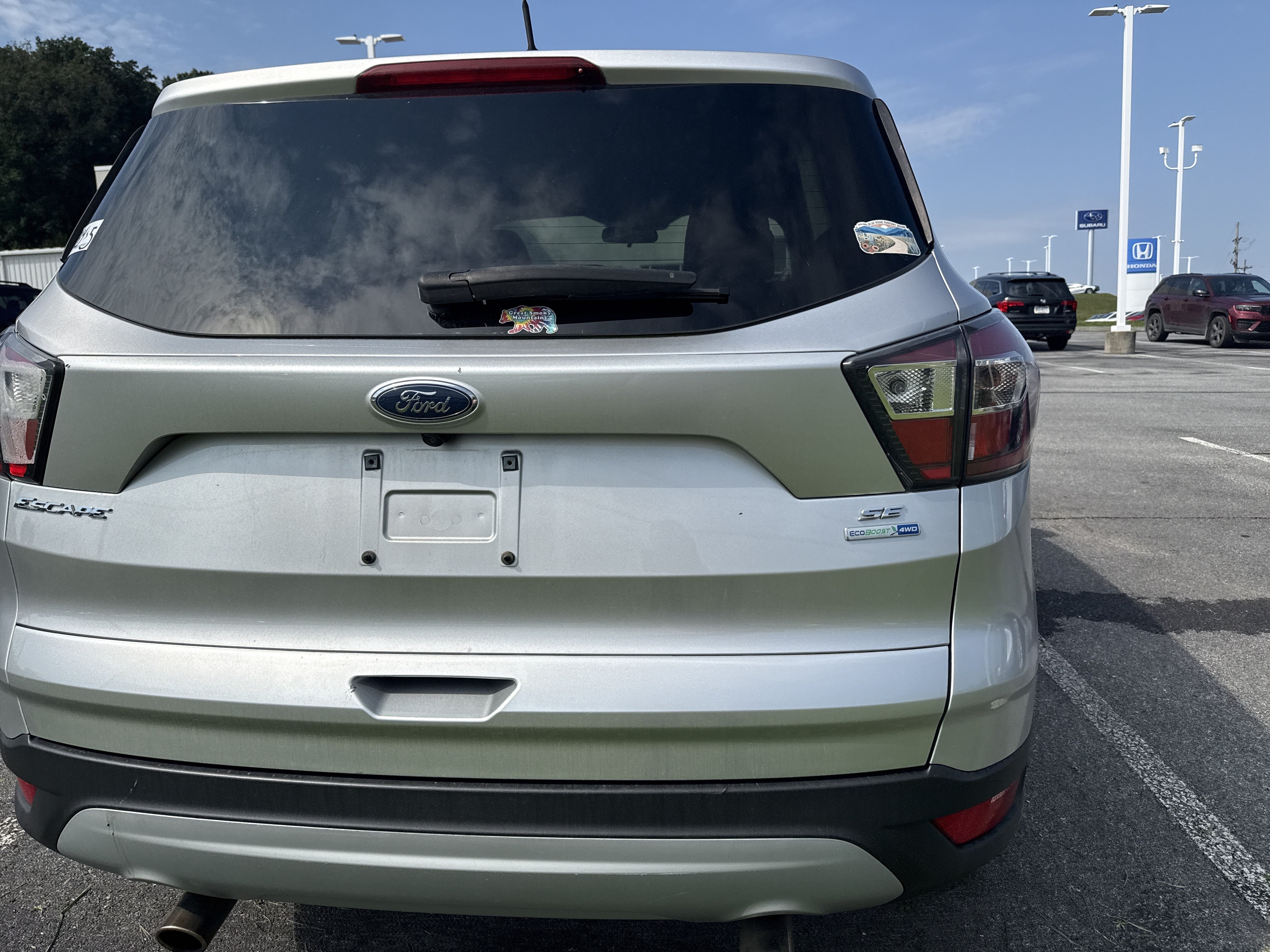Used 2017 Ford Escape SE AWD/4WD image 4
